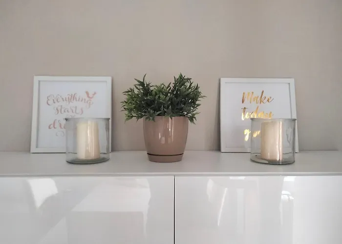 Centro 4* تيرني